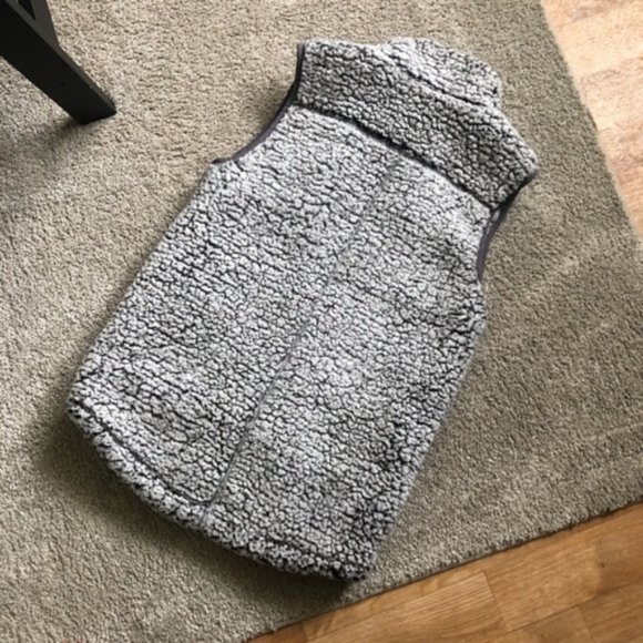 Thread + supply | Full Zip Oatmeal Sherpa Vest | Size Small - Picture 7 of 10